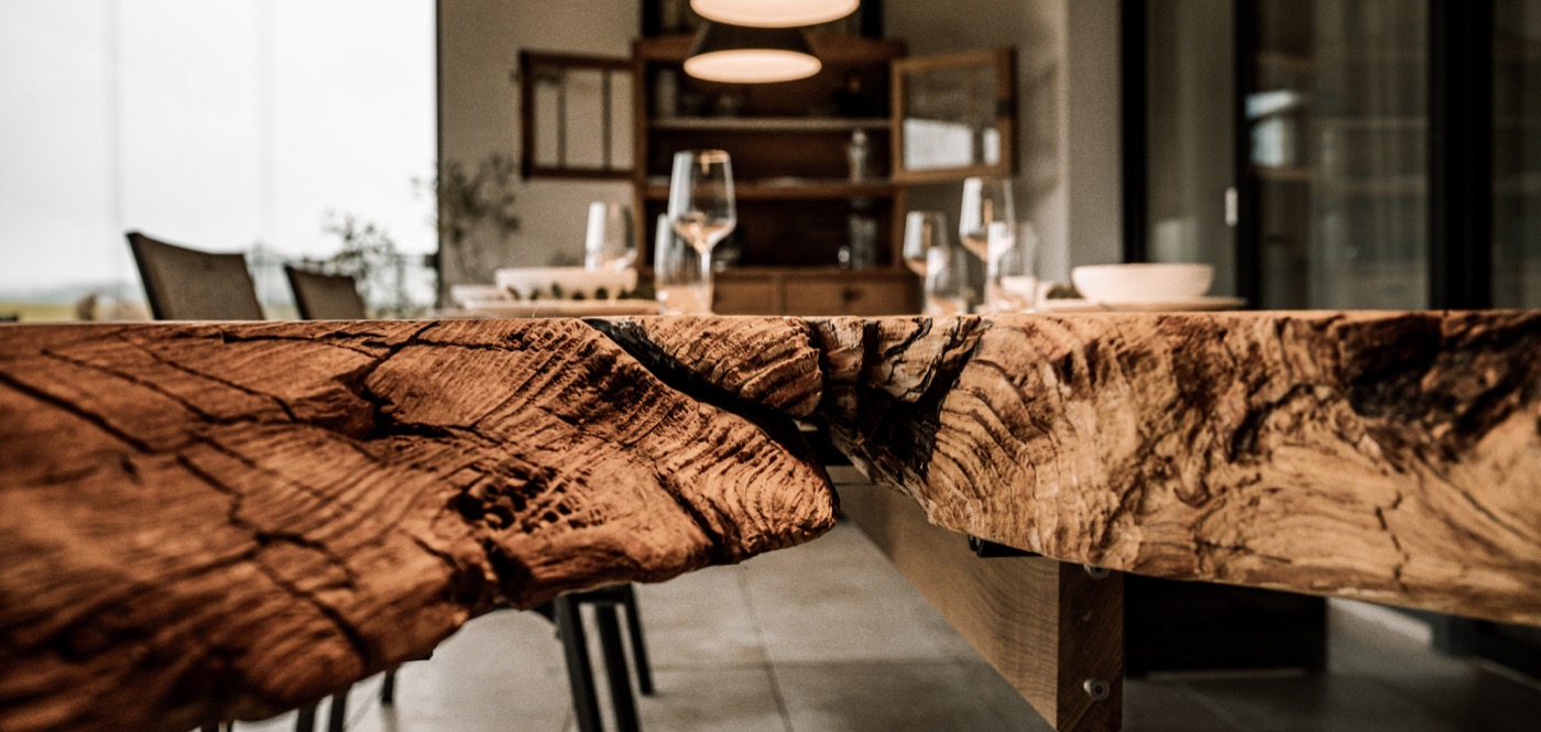 BRANDsMADE - Tisch mit Charakter